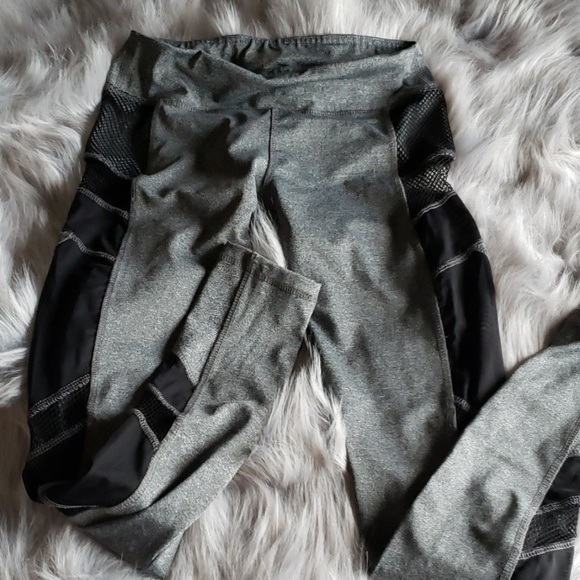 LEGGINGS - Picture 1 of 2